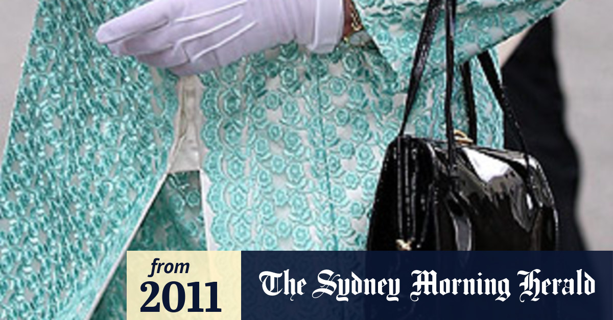 Phil, why the Queen always opts for a (less controversial) handbag